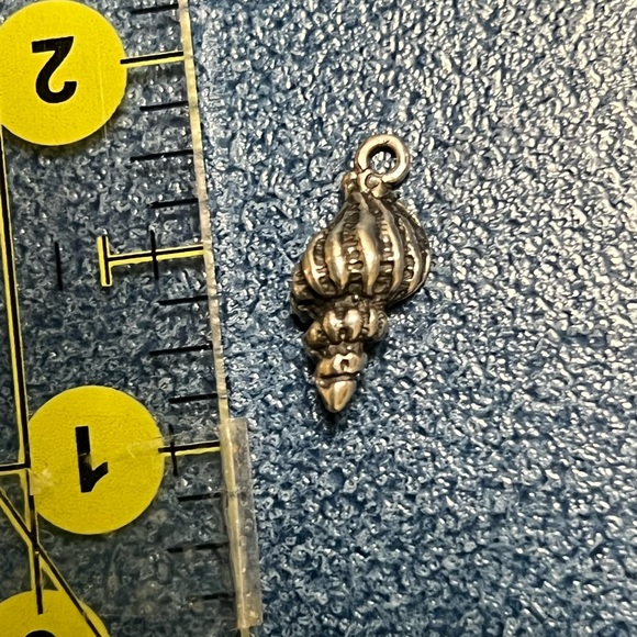 Vintage Sterling Silver.925 Conch Shell Charm. Sea shell ocean - Picture 2 of 5